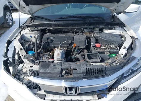 2016 Honda Accord Sport z USA, uszkodzony, nr VIN 1HGCR2F5XGA091723